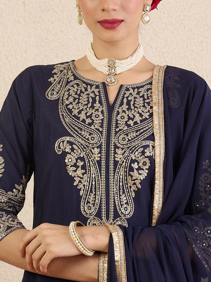 Women Solid Woven Design Kurta with Pyjama & Dupatta
