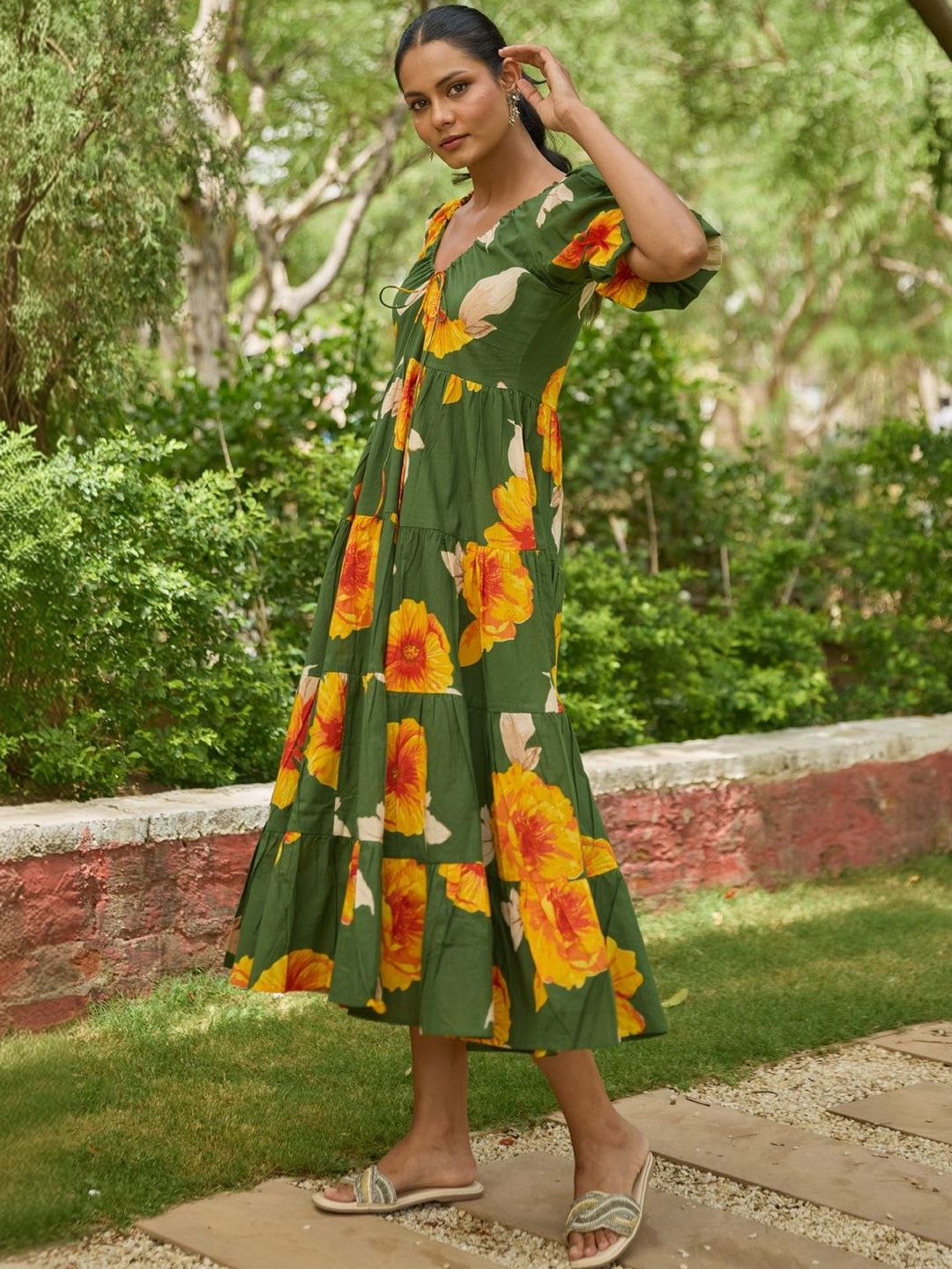 Dhiyona AY Women's Floral Printed Tiered Dress