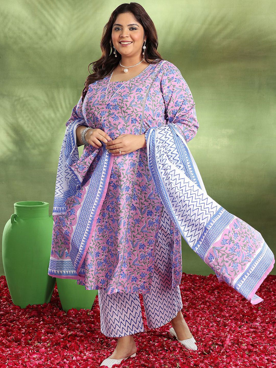 Dhiyona Women's Plus Size Floral Printed Pure Cotton Straight Kurta Trousers & Dupatta
