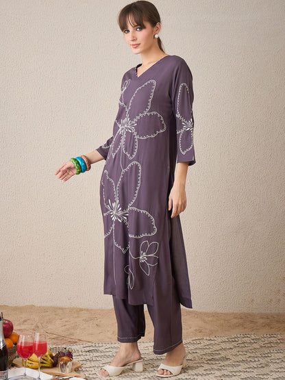 Women Floral Embroidered Regular Thread Work Kurta with Palazzos