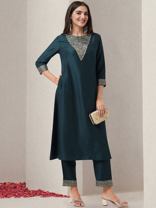 Dhiyona IS Women's Women Printed Regular Kurta with Trousers