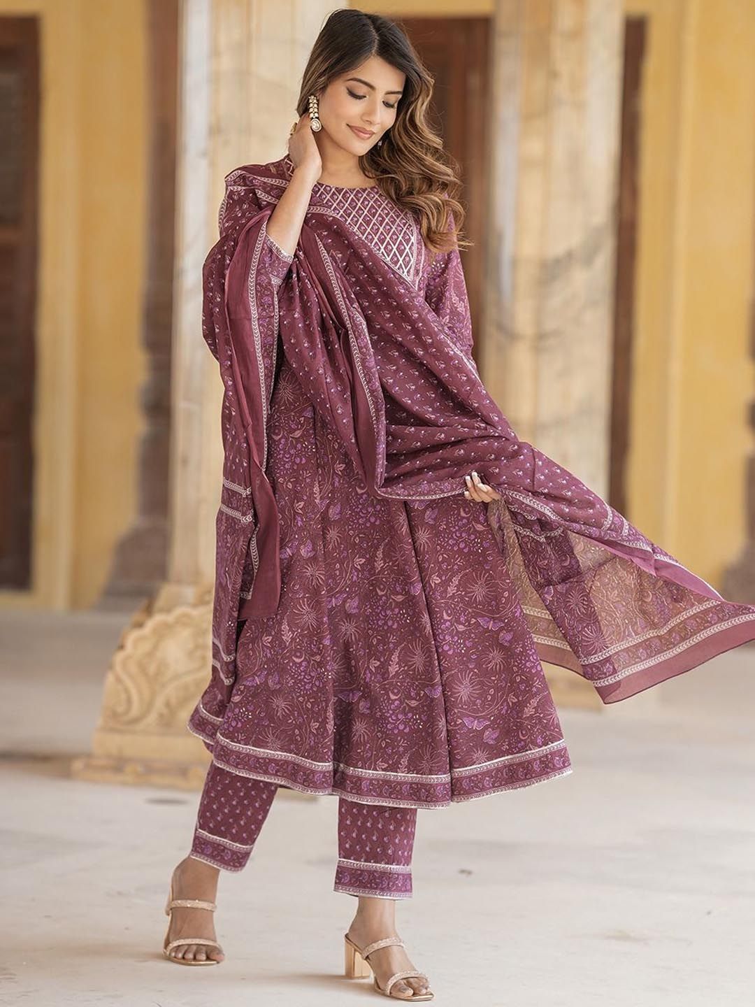 Dhiyona KL Ethnic Motifs Printed Pure Cotton Anarkali Kurta With Trousers & Dupatta