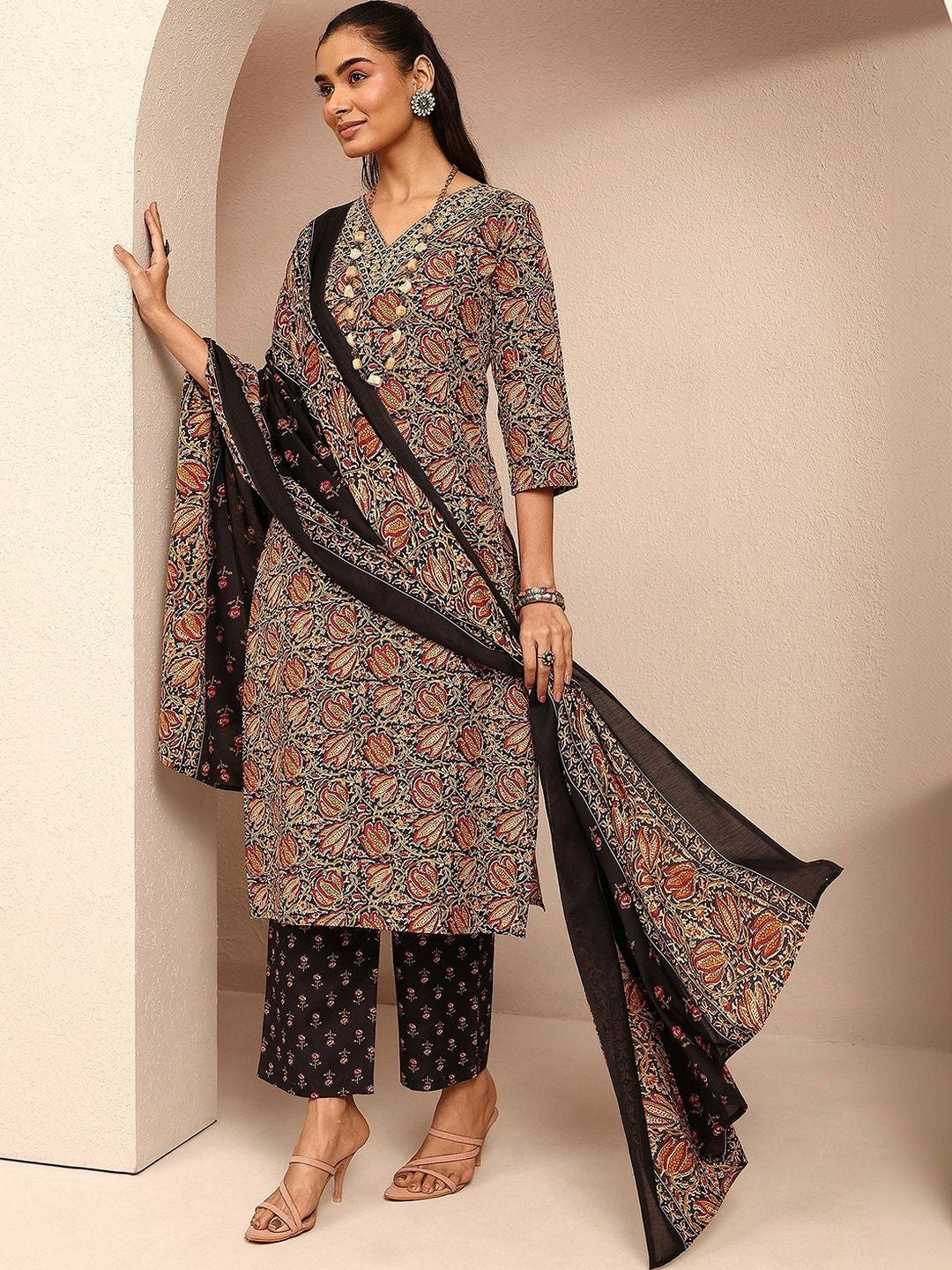 Women Ethnic Motifs Printed Regular Kurta with Trousers & With Dupatta