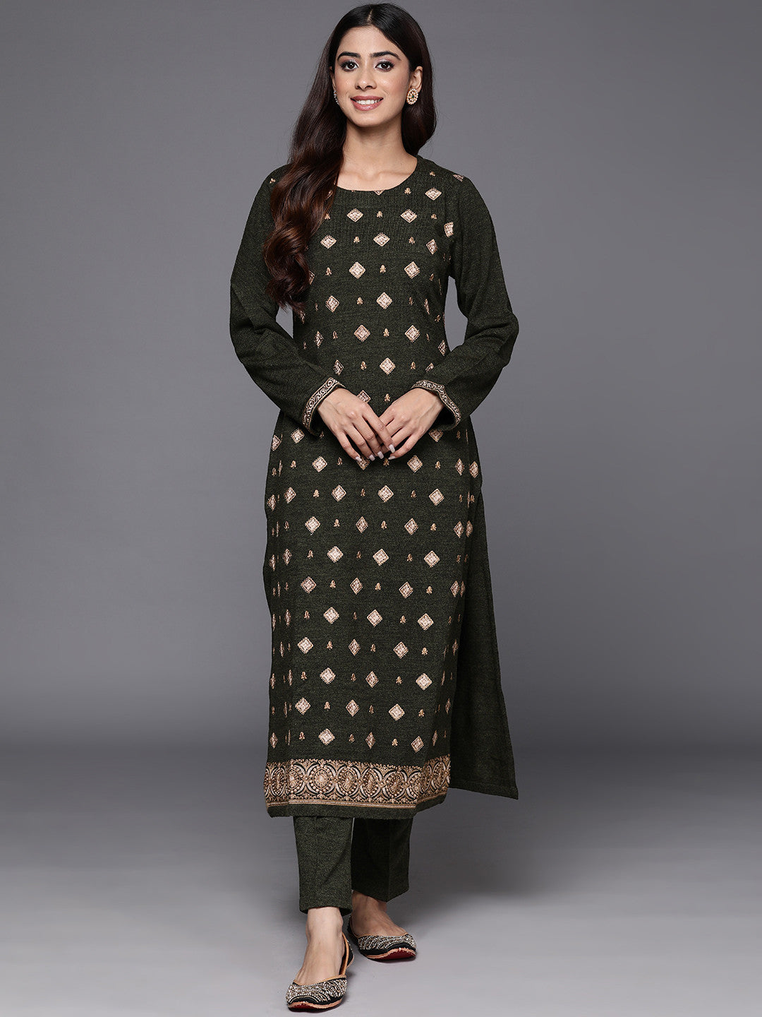 Women Ethnic Motifs Embroidered Regular Thread Work Pure Wool Kurta with Trousers