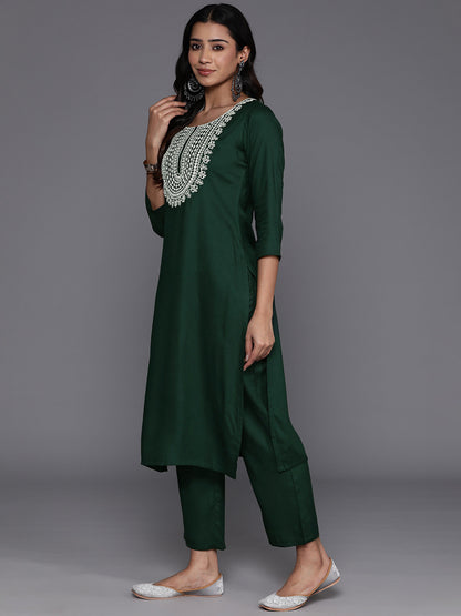 Women Floral Yoke Design Regular Thread Work Kurta with Trousers