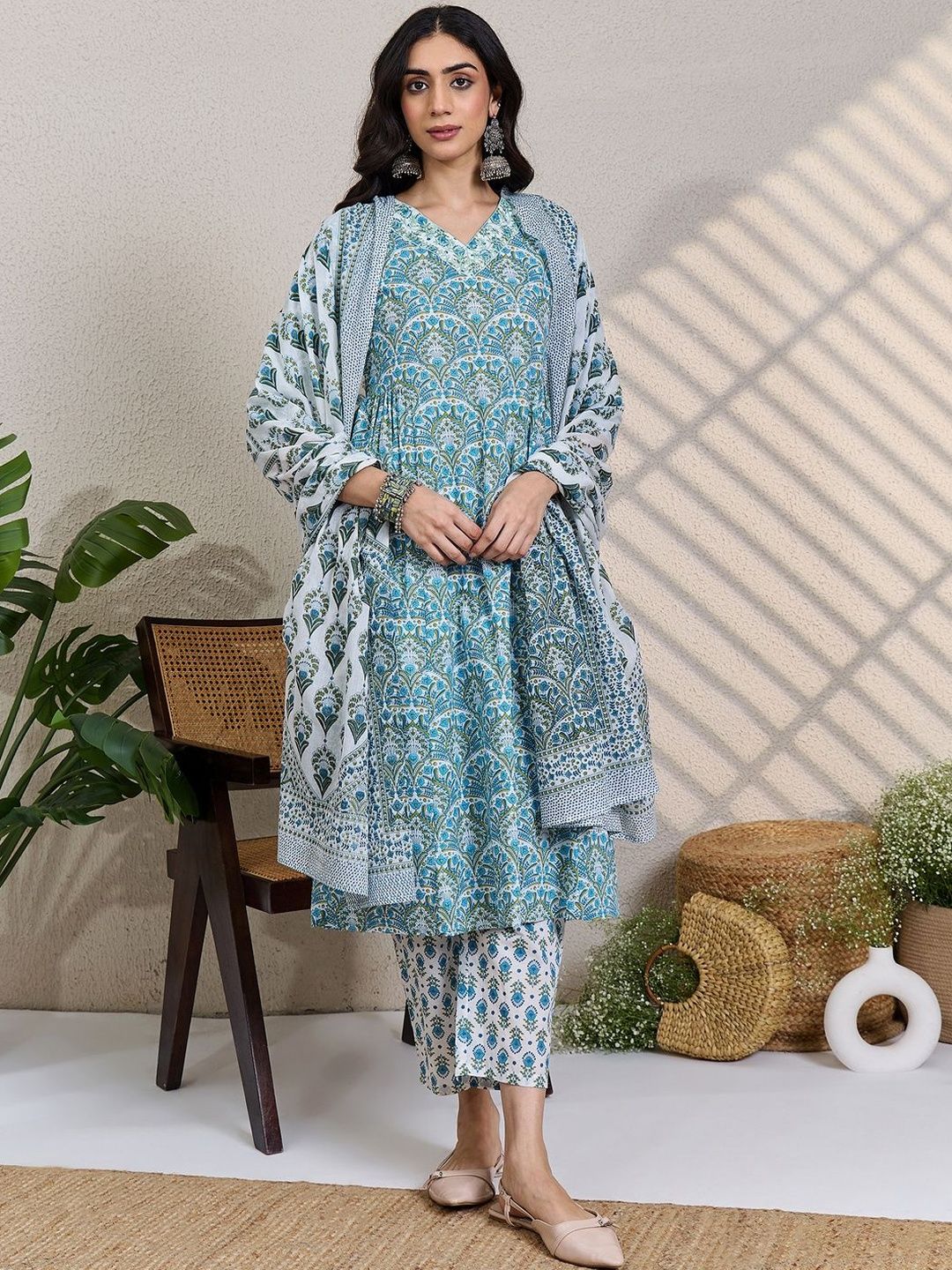Dhiyona IE Ethnic Motifs Printed Thread Work Pure Cotton Kurta With Trousers &