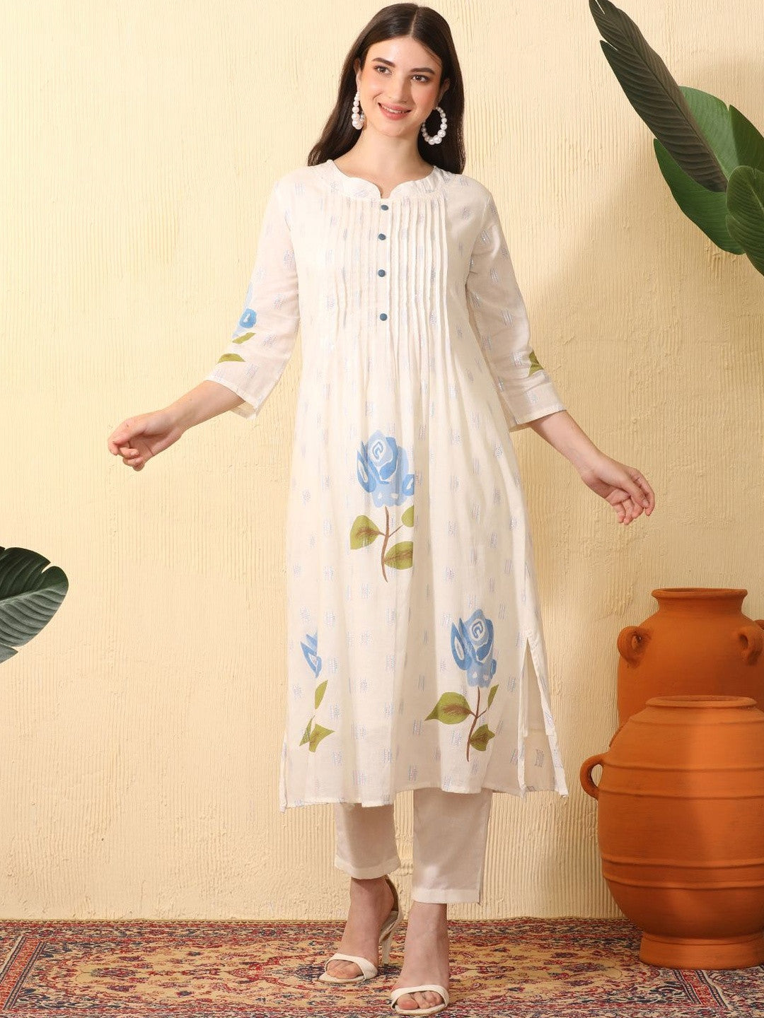 Dhiyona SN Women Floral Printed Regular Pure Cotton Kurta with Trousers
