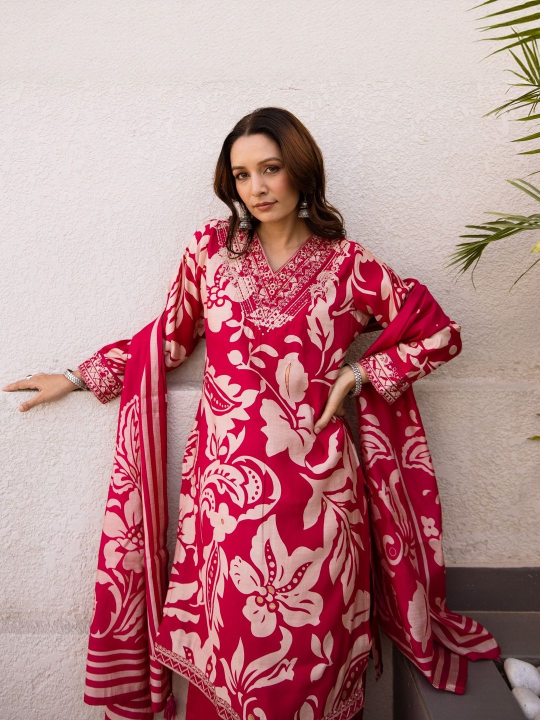 Dhiyona KL Floral Printed V-Neck Kurta with Palazzos & Dupatta