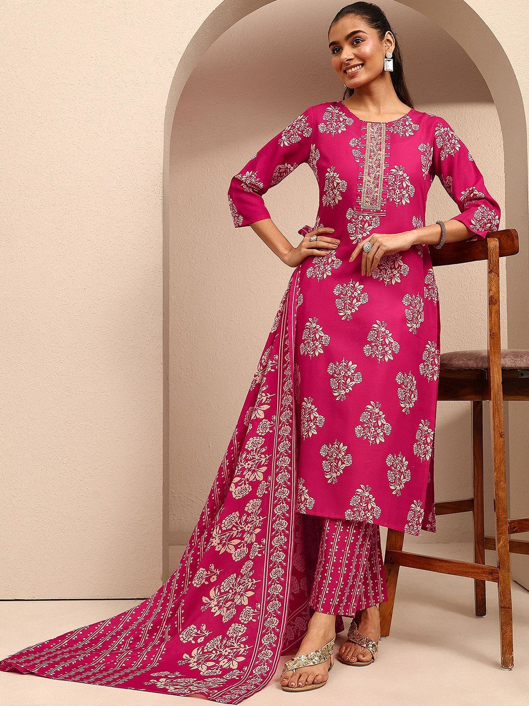 Women Floral Printed Regular Thread Work Kurta with Trousers & With Dupatta