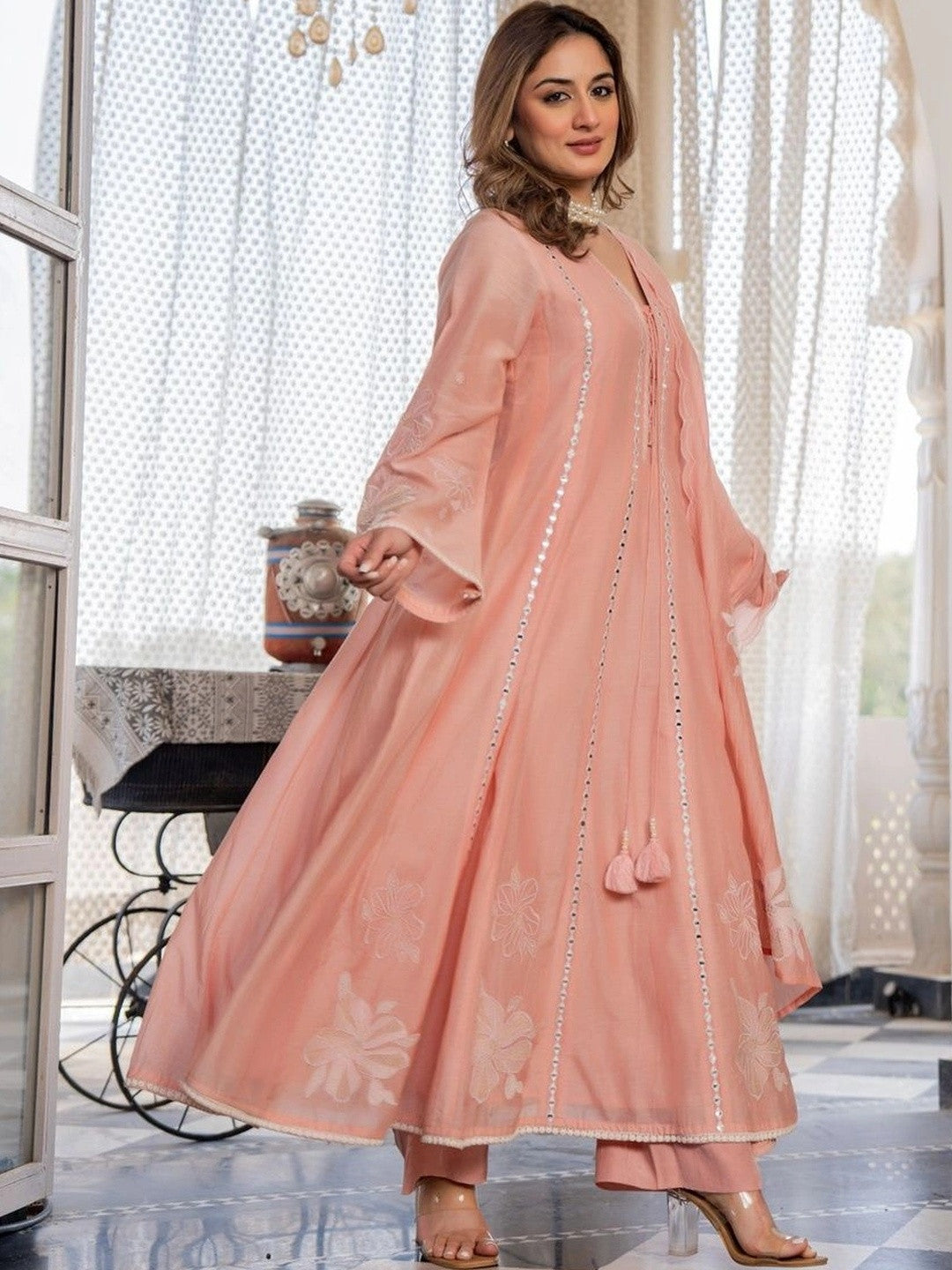 Women Floral Embroidered Regular Mirror Work Chanderi Silk Kurta with Trousers & With Dupatta