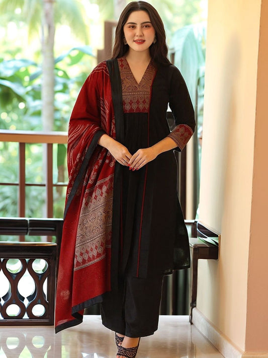 Dhiyona KL Women Ethnic Motifs Embroidered Regular Thread Work Kurta with Palazzos & With Dupatta