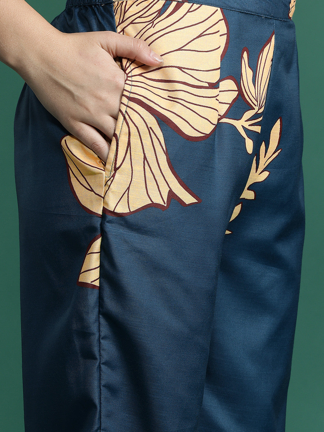 Floral Printed Kurta with Trousers