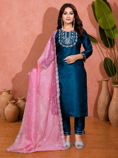 Motifs Embroidered Regular Thread Work Kurta with Trousers & With Dupatta