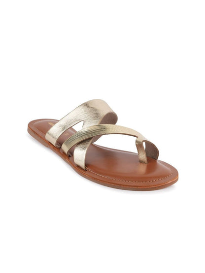 Dhiyona AK Women Textured One Toe Flats