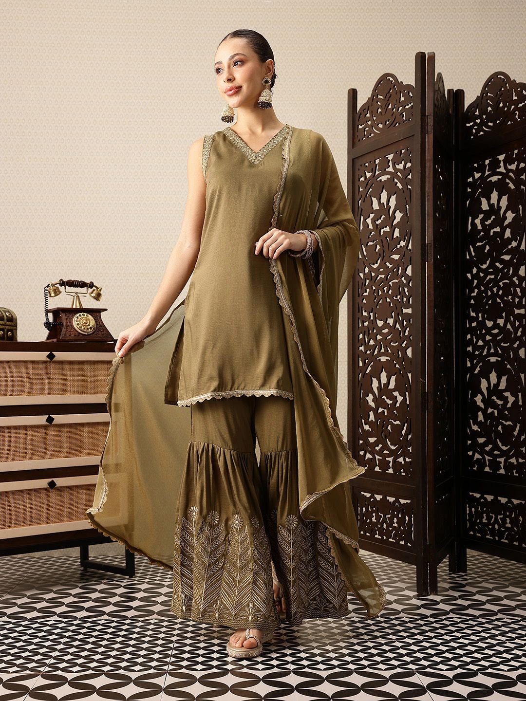 Dhiyona HOP Ethnic Motifs Embroidered Thread Work Jashn Kurta with Sharara & Dupatta