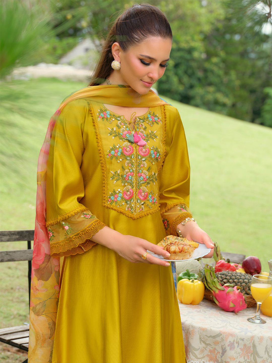 Dhiyona IE Floral Embroidered Thread Work Tieup Neck A-Line Kurta With Trousers & Dupatta