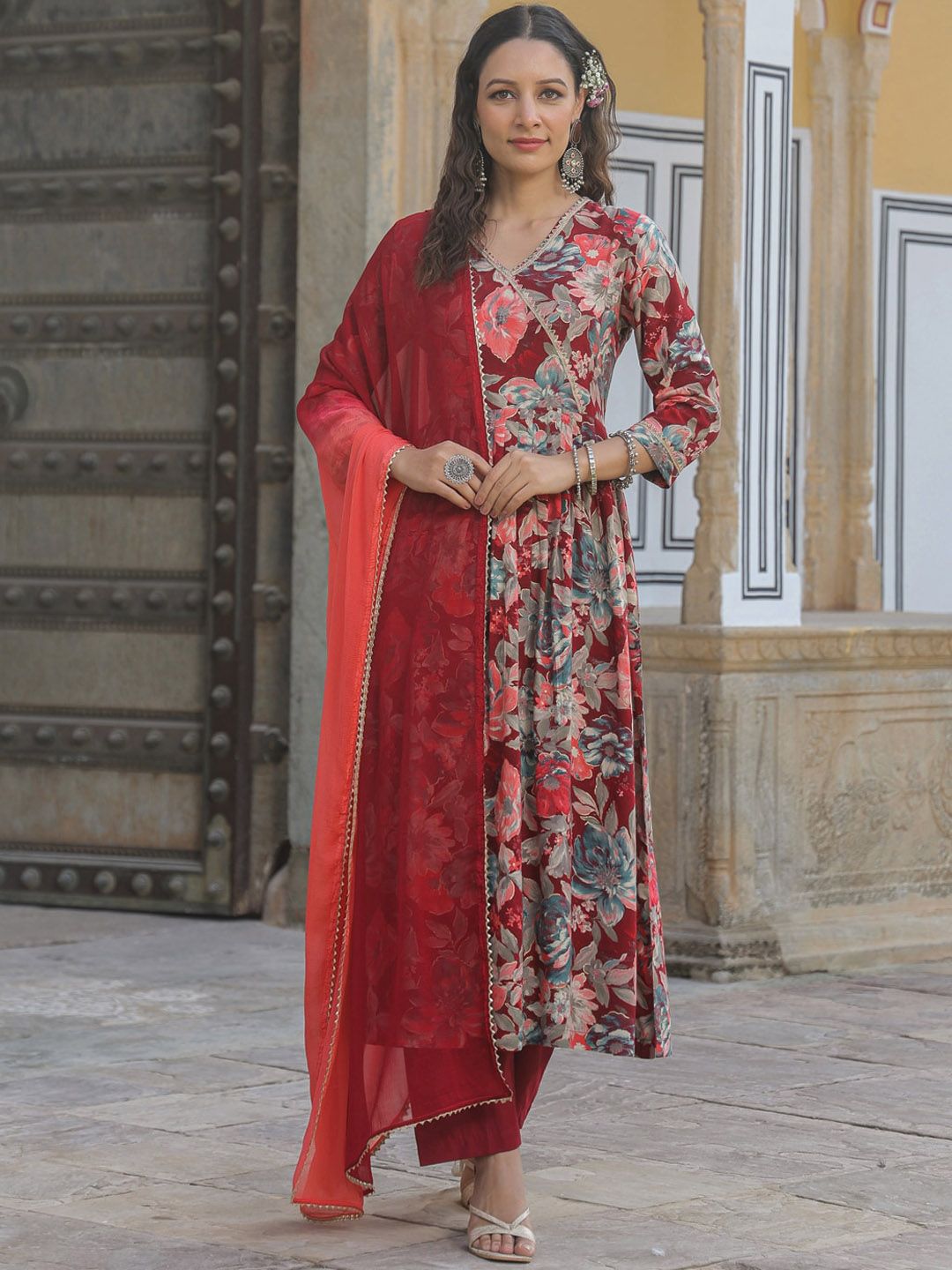 Dhiyona RR Women's Floral Printed V-Neck Gotta Patti A-Line Kurta & Trousers With Dupatta