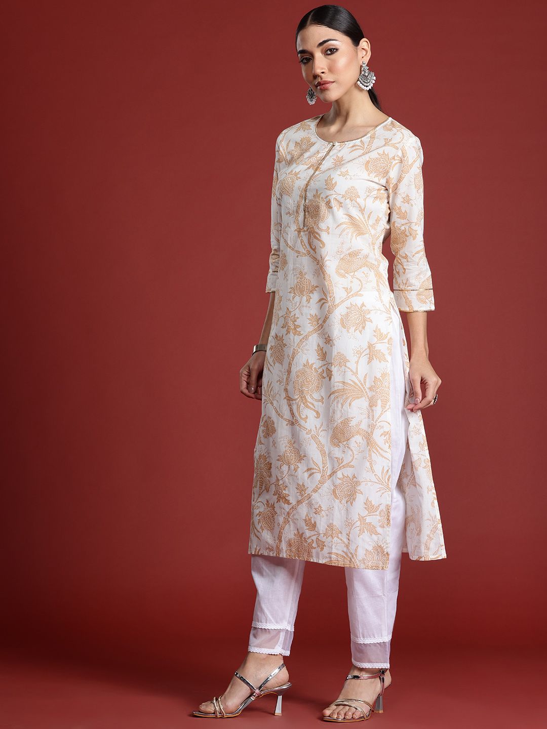 Dhiyona IE Women Floral Printed Keyhole Neck Pure Cotton Kurta