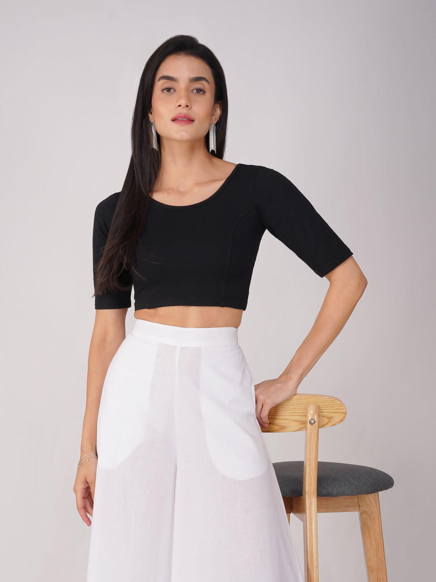 Dhiyona ST Stretchy Black Short Sleeve Blouse