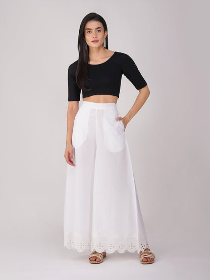 Dhiyona ST Stretchy Black Short Sleeve Blouse