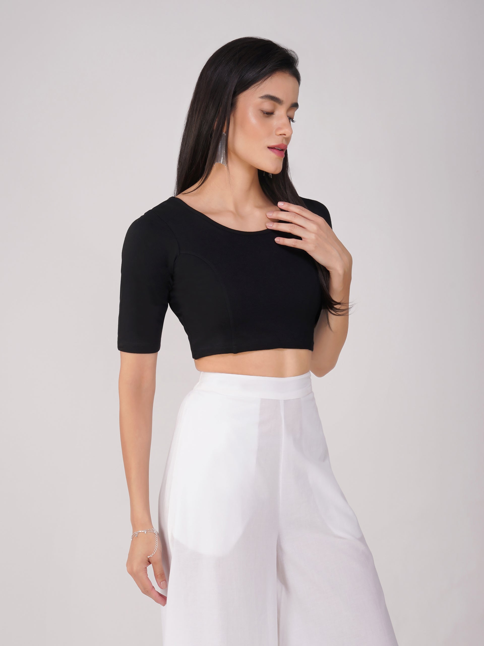 Dhiyona ST Stretchy Black Short Sleeve Blouse
