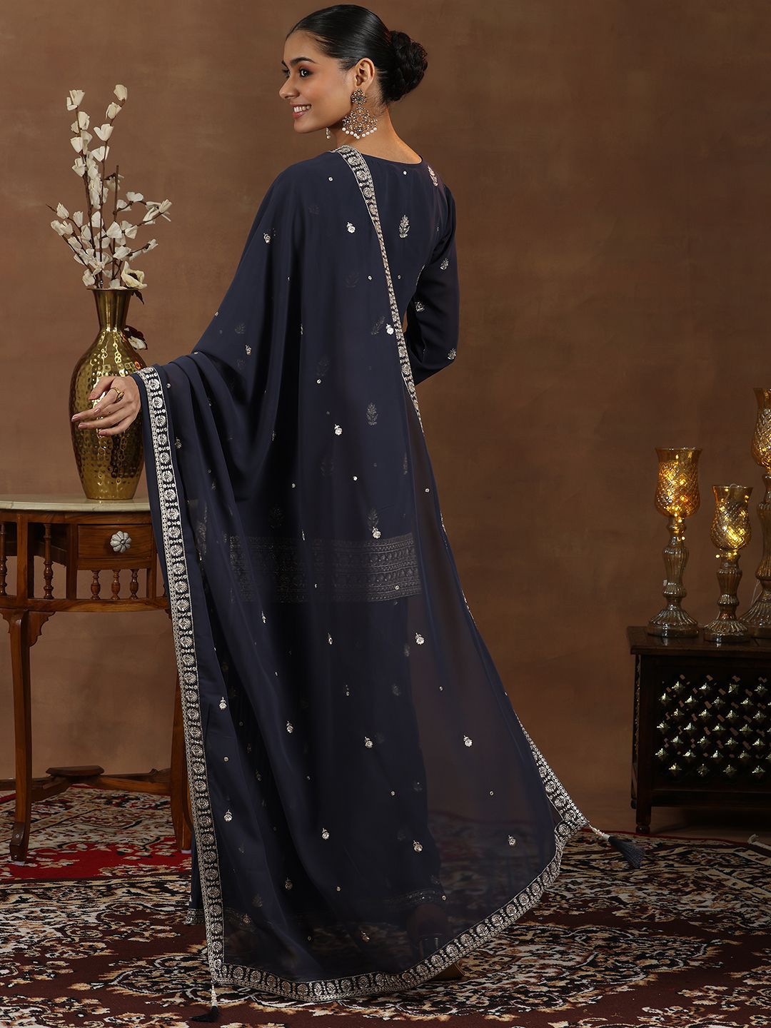 Dhiyona LL Women Floral Embroidered Regular Kurta with Palazzos & With Dupatta