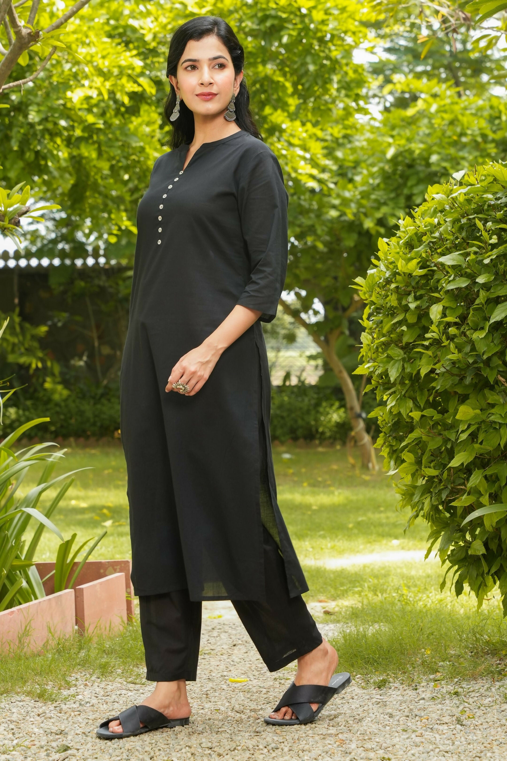 Women's Straight Soft Cotton Solid Women's Kurta Set - Black