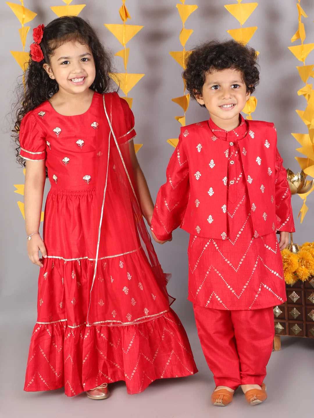 Girls jamavar choli with ghaghra with dupatta set