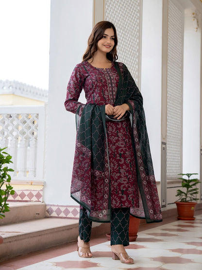 Dhiyona KL Floral Printed Notch Neck Straight Kurta With Trousers & Dupatta
