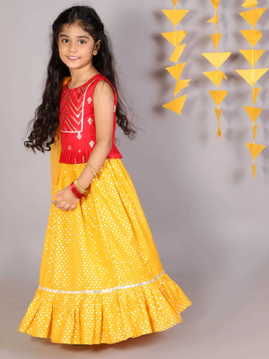 Girls jamavar choli with brocade ghaghra & dupatta