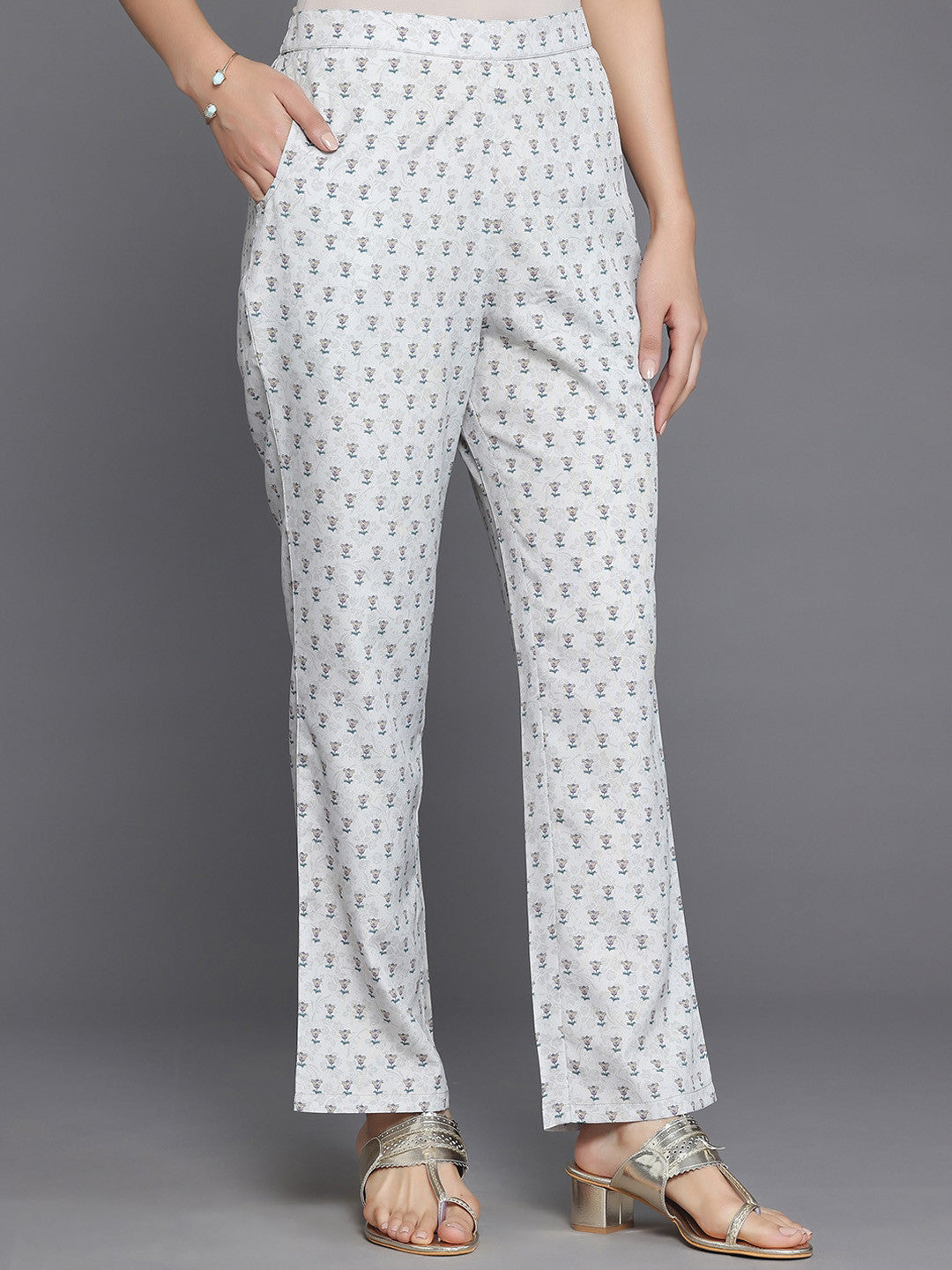 Floral Printed Sequinned Kurta with Trousers & With Dupatta