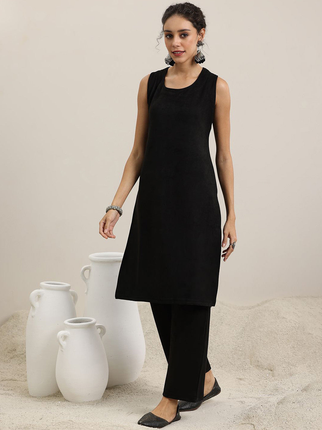 Ethnic Motifs Woven Design Thread Work Kurta with Trousers