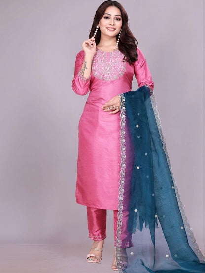 Women Ethnic Motifs Embroidered Regular Thread Work Kurta with Trousers & With Dupatta