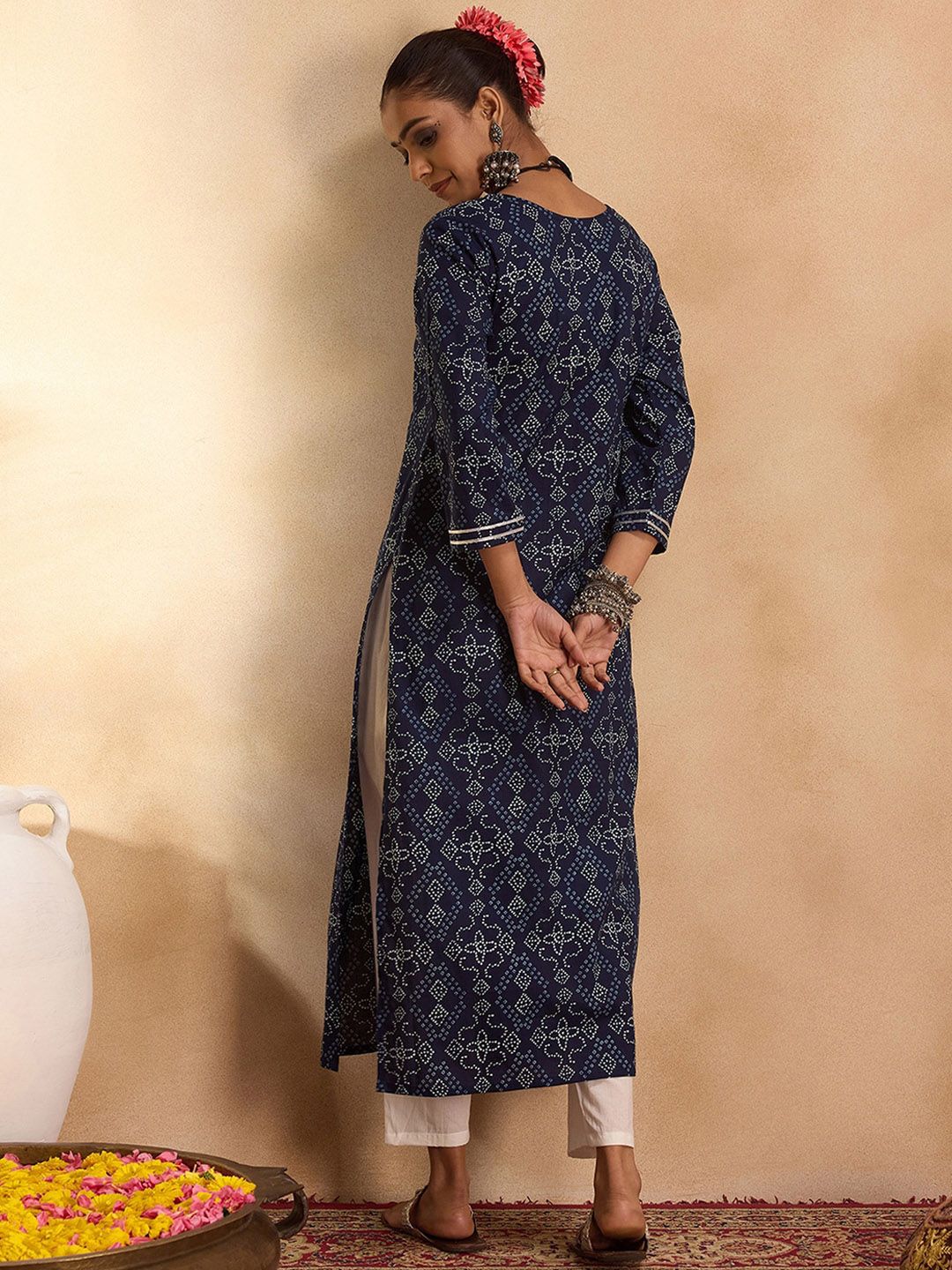 Dhiyona IE Bandahni Printed Calf Length Straight Kurta
