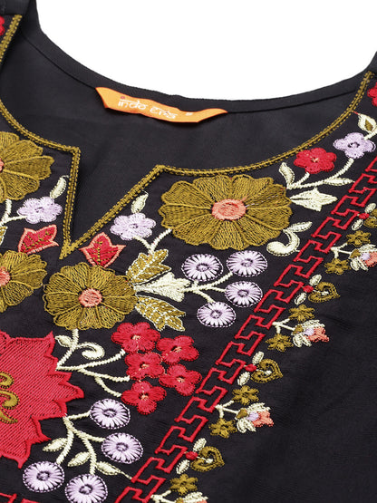 Women Floral Embroidered Regular Thread Work Liva Kurta with Trousers