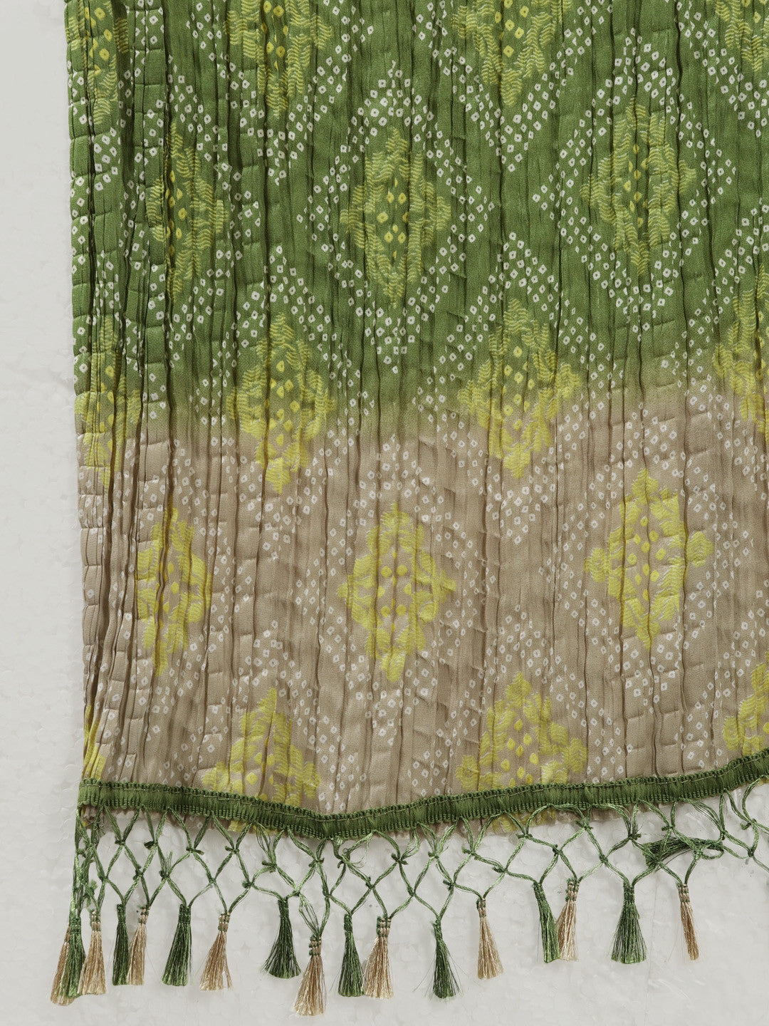 Women Green & Golden Ethnic Yoke Design Liva Kurta with Trousers & With Dupatta