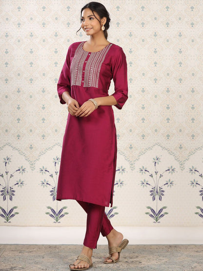 Dhiyona OD  Yoke Design Embroidered Kurta with Trousers