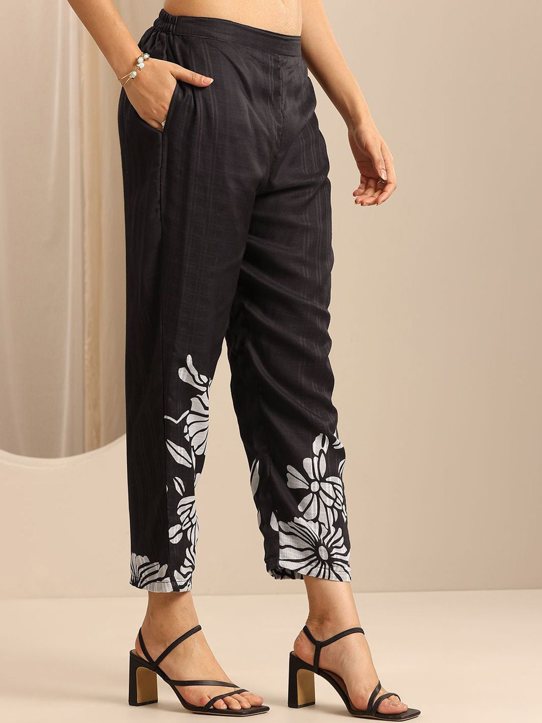 Floral Printed V-Neck Thread Work Straight Kurta With Trousers & Dupatta
