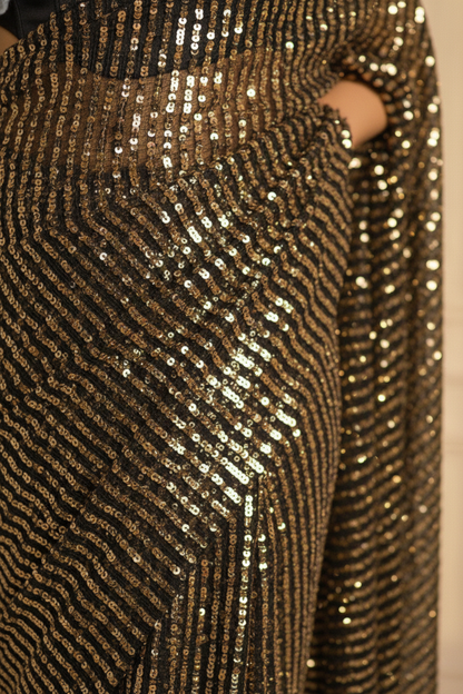 Dhiyona ST Black and Gold Knitted Sequin Saree with Blouse Fabric