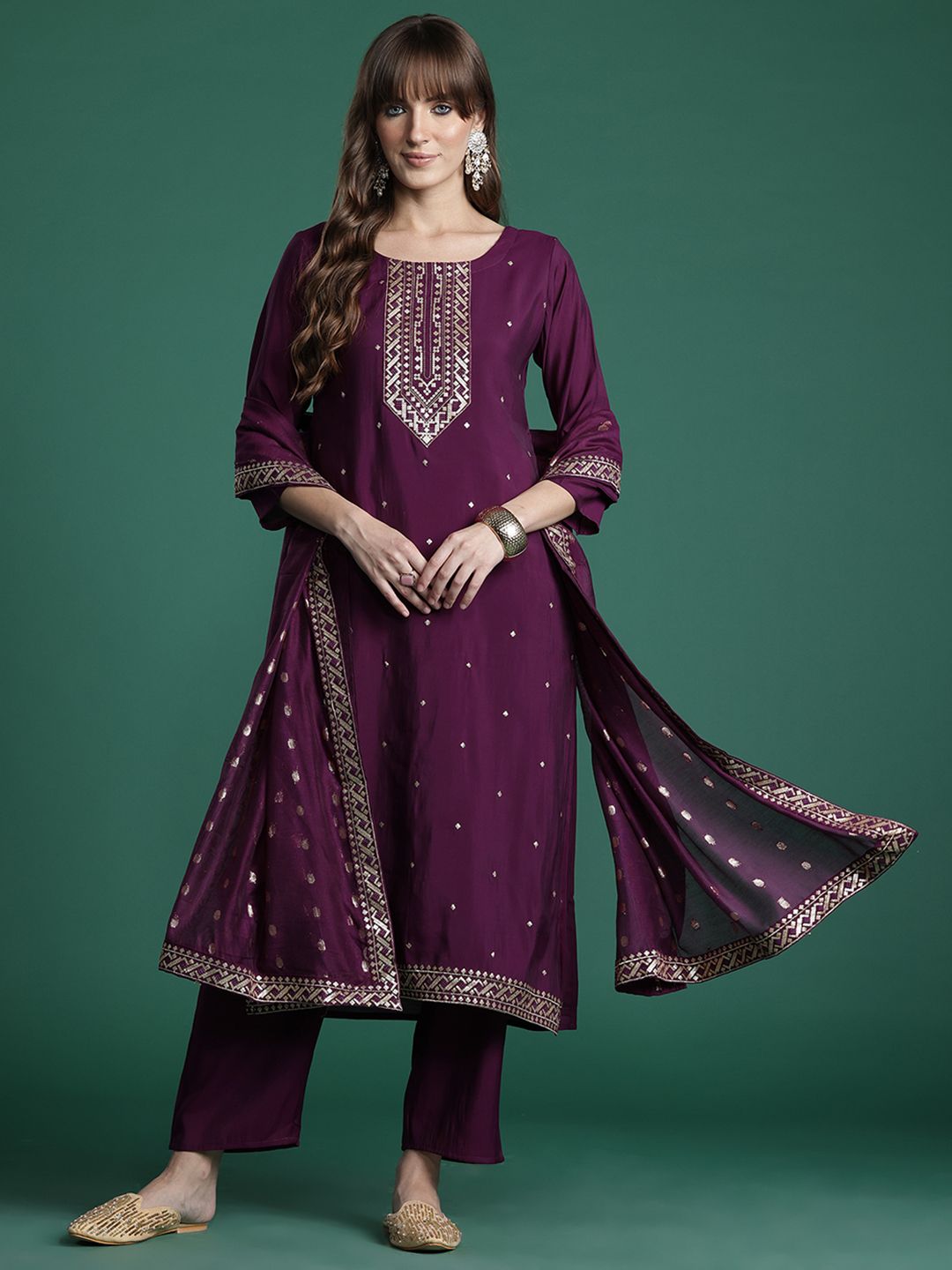 Dhiyona IE Ethnic Motifs Embroidered Sequinned Kurta with Trousers & With Dupatta