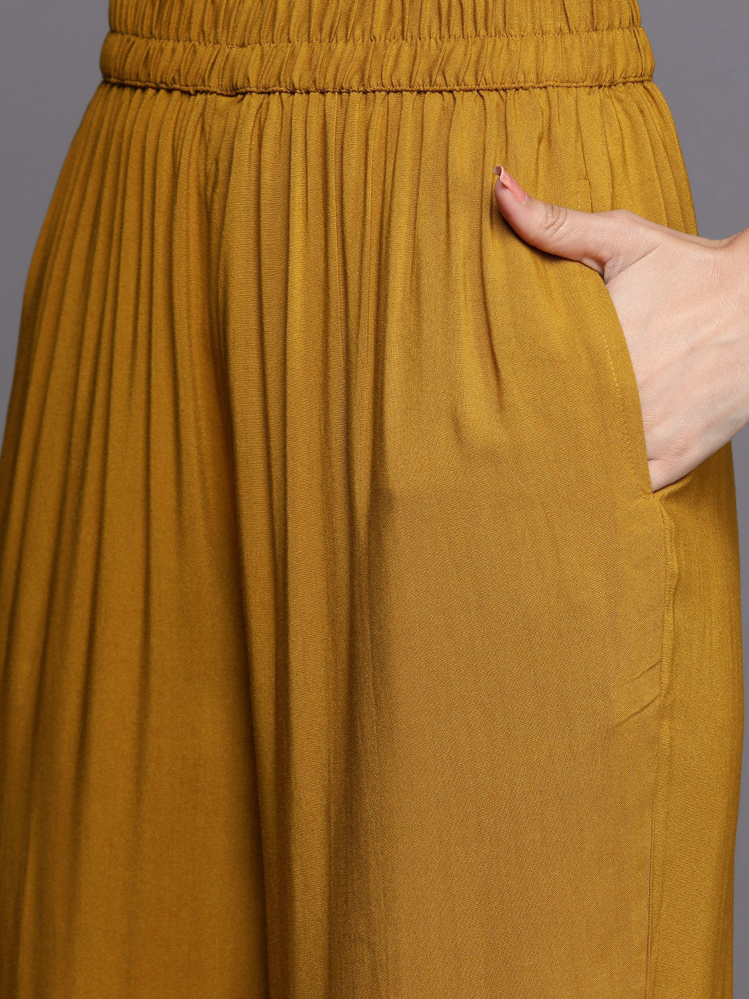 Women Mustard Yellow Floral Pashmina Wool Kurta with Trousers & With Dupatta