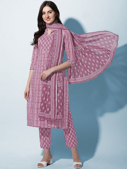 Dhiyona KL Women Plus Size Pink Ethnic Pure Cotton Kurta with Trousers & With Dupatta