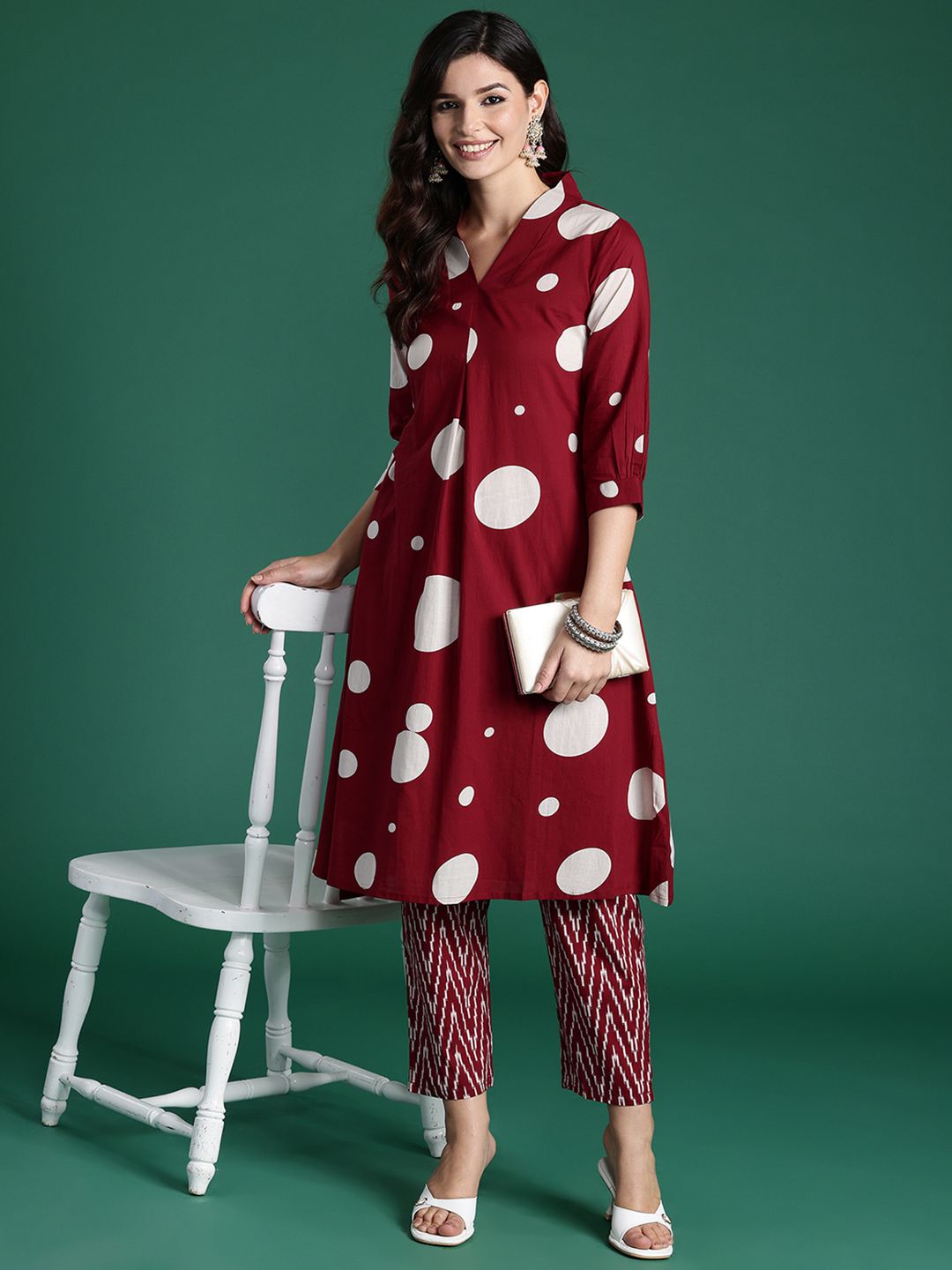 Dhiyona IE Women Printed Pleated Pure Cotton Kurta with Trousers