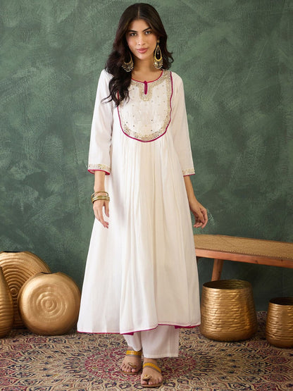 Dhiyona KL Women Embroidered A-Line Republic Day Kurta Set