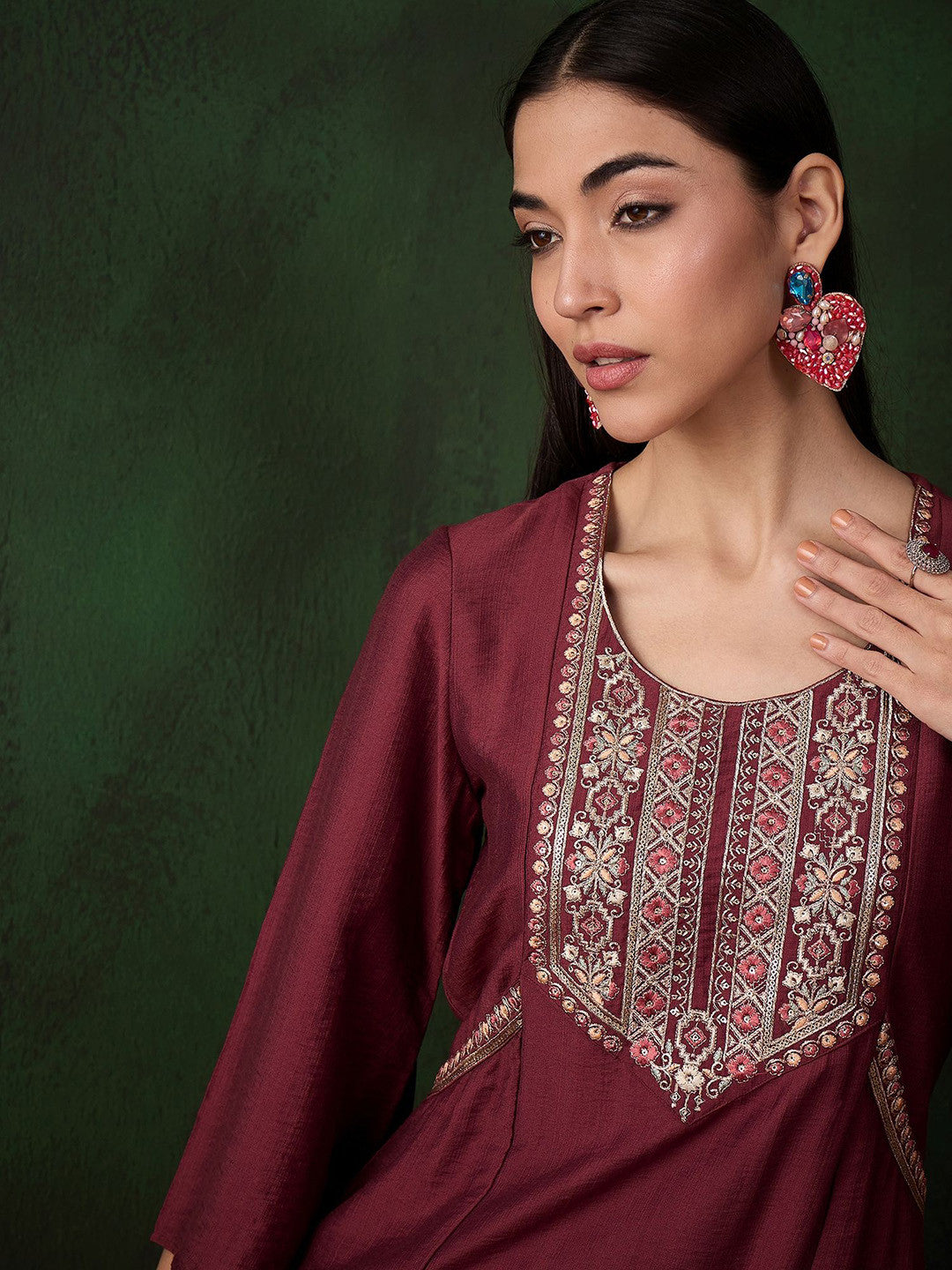 Ethnic Motifs Yoke Design Sequinned Straight Kurta & Trousers