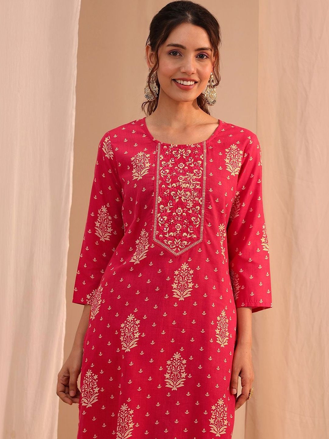 Women Ethnic Motifs Printed Regular Kurta with Trousers & With Dupatta