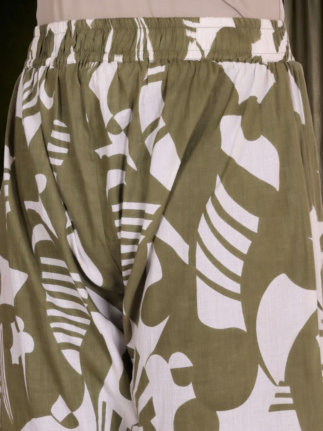 Printed Pure Cotton V-Neck Kurta & Palazzos