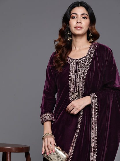 Women Floral Yoke Design Regular Sequinned Velvet Kurta with Palazzos & Dupatta