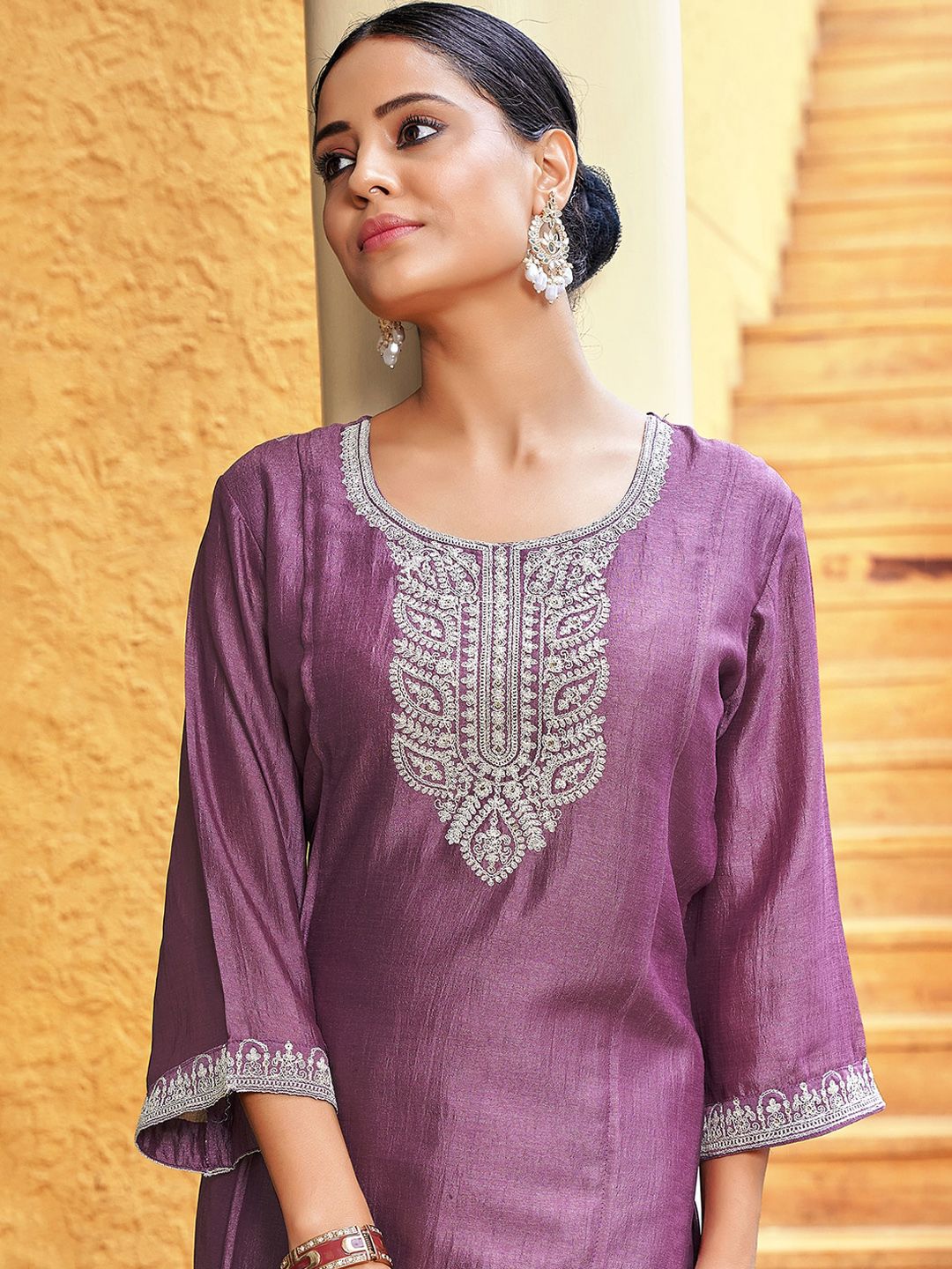 Dhiyona IE Ethnic Motifs Yoke Design Panelled Sequinned Kurta with Trousers & With Dupatta