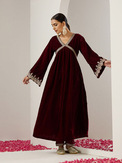 Dhiyona IS Women's Purple Ethnic Motifs Embroidered Flared Sleeves Velvet A-Line Kurta With Trousers